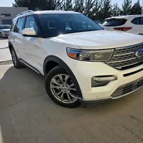 Ford Explorer 2022