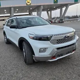 Ford Explorer 2022