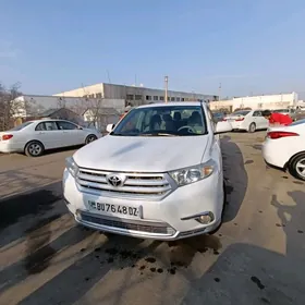 Toyota Highlander 2012