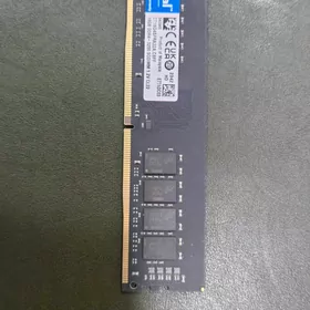 CRUCIAL DDR4 16G 3200