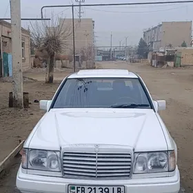 Mercedes-Benz C300 1995