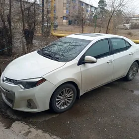 Toyota Corolla 2015