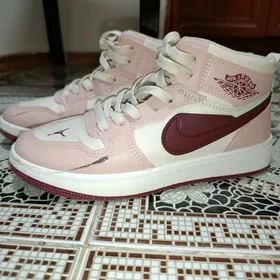 кроссовка, кеды