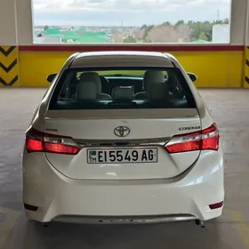 Toyota Corolla 2015