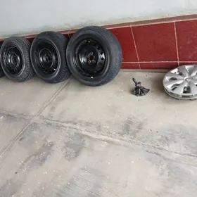 karolla 15 radnoy teker