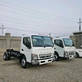 Mitsubishi Canter 2025