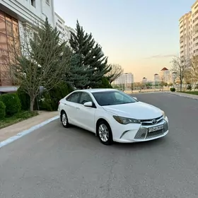 Toyota Camry 2016
