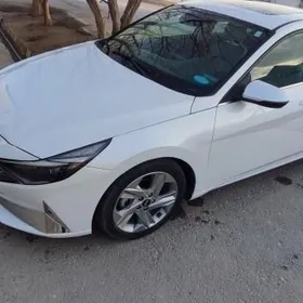 Hyundai Elantra 2021