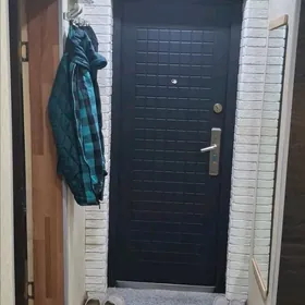 2 kom gysagly eyesinen