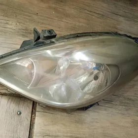 фара верса левая. 2012 год