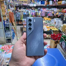 Tecno Camon 40pro 8.256