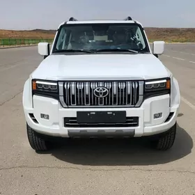 Toyota Land Cruiser Prado 2025