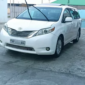 Toyota Sienna 2014
