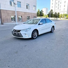 Toyota Camry 2017