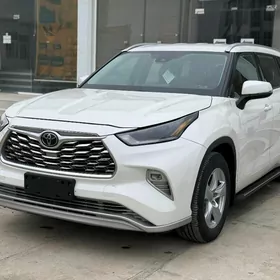 Toyota Highlander 2020
