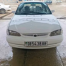 Toyota Corolla 2000