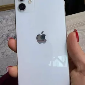 продам телефон айфон 11