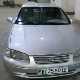 Toyota Camry 1997