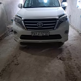 Toyota Land Cruiser Prado 2015