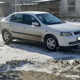 Opel Astra 2003