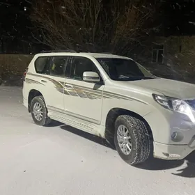 Toyota Land Cruiser Prado 2014