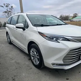 Toyota Sienna 2021