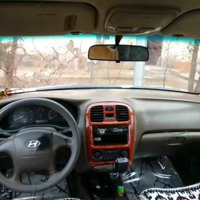 Hyundai Sonata 2003