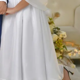 платье и туфли