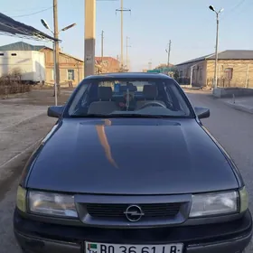 Opel Vectra 1990