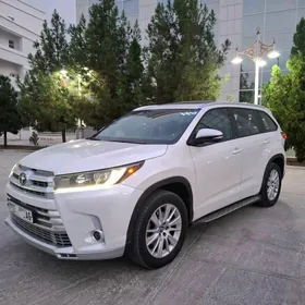 Toyota Highlander 2017