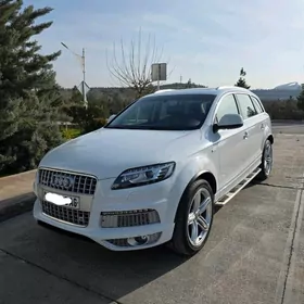Audi Q7 2012