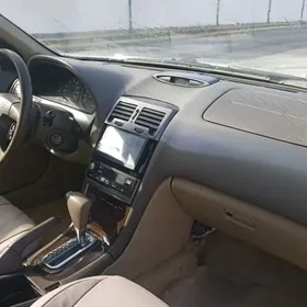 Nissan Maxima 2001