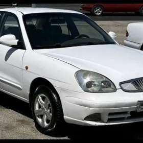 Daewoo Nubira 2000