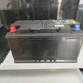 GENESIS AKKUMLÝATOR