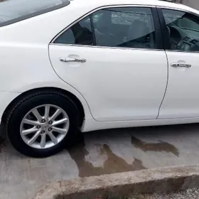 Toyota Camry 2010