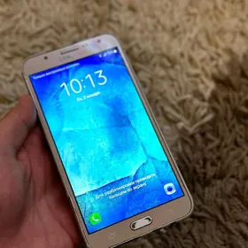 Samsung Galaxy J7