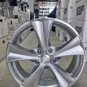 TOYOTA CAMRY R17 DISKA ✅️