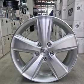 TOYOTA CAMRY R17 DISKA ✅️