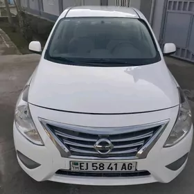 Nissan Sunny 2022