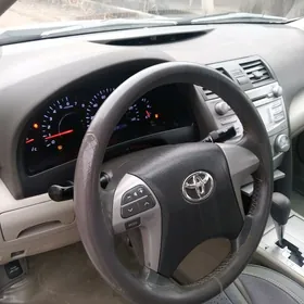 Toyota Camry 2011