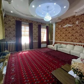 Подвойская 5 ком элитка