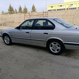 BMW 525 1992