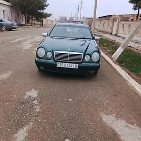 Mercedes-Benz E320 1996