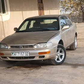 Toyota Camry 1992