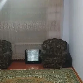 ARENDA GAGARINA 3 KOM