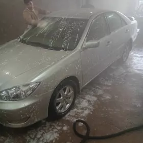 Toyota Camry 2005