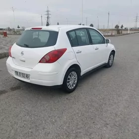Nissan Versa 2009