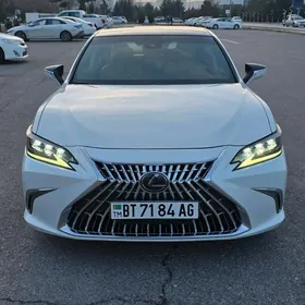 Lexus ES 350 2019