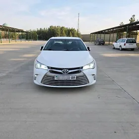 Toyota Camry 2017