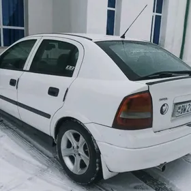 Opel Astra 2001